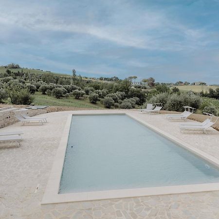 Agriturismo Qui Voglio Monte Roberto Екстериор снимка