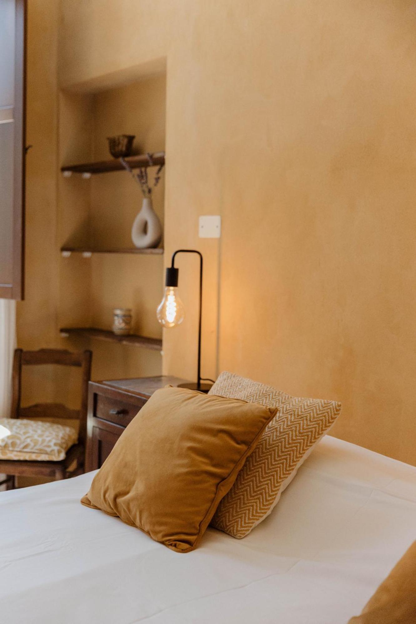 Agriturismo Qui Voglio Monte Roberto Екстериор снимка